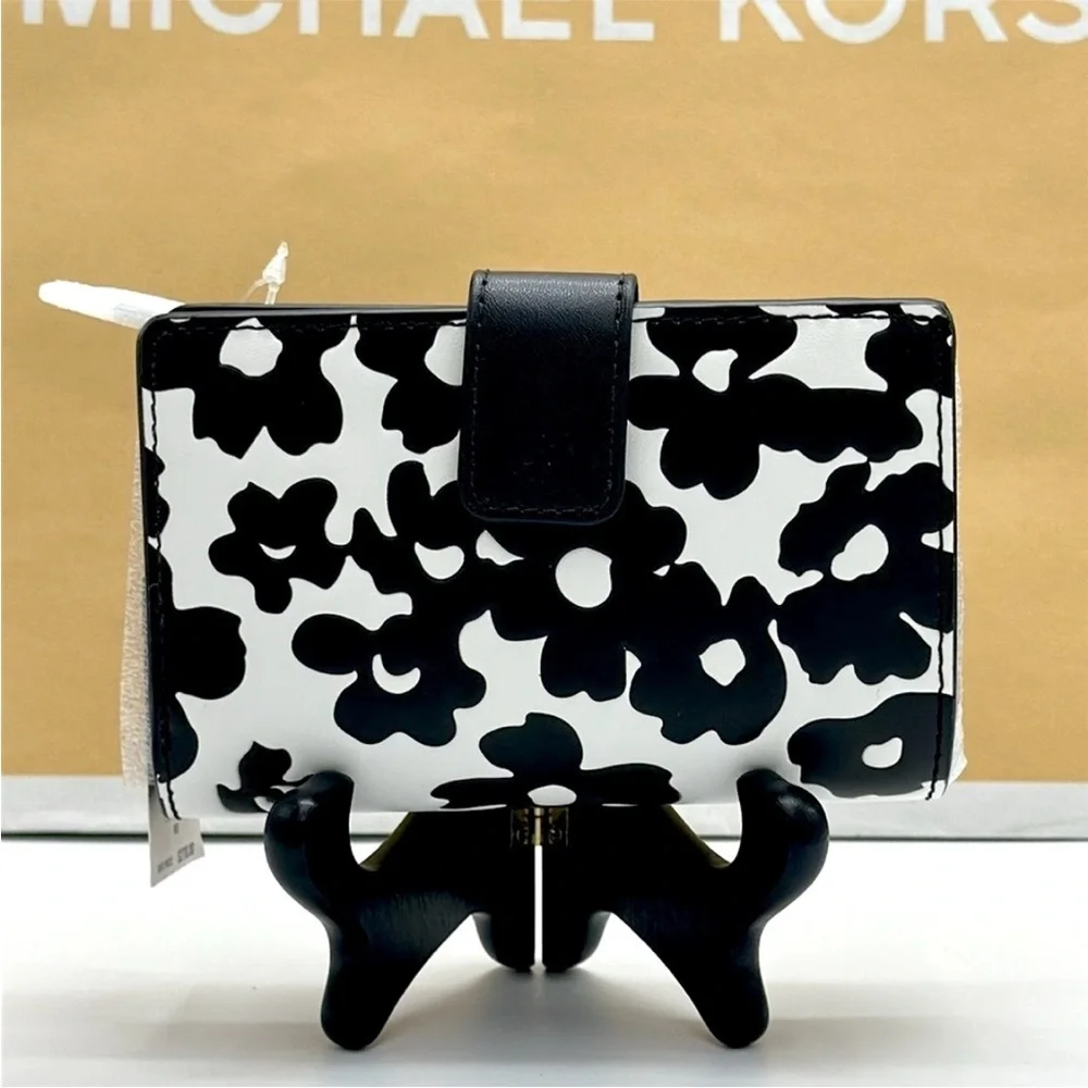 Michael Kors Black and White Floral Wallet - Picture 8 of 16